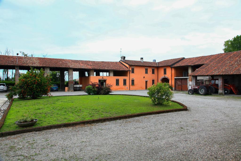Alloggio Agrituristico Cascina Tappa Locate di Triulzi Exterior foto